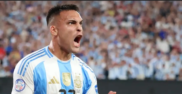Lionel Scaloni, seleccionador de Argentina, sancionado con un partido de suspensión y una multa por sus payasadas en el descanso de la Copa América